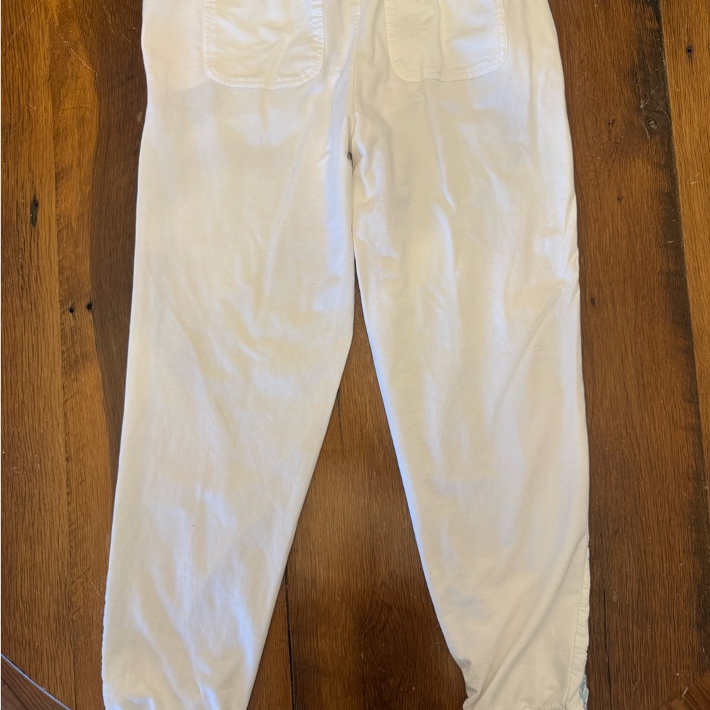 Sundance White Pants with Blue Floral Embroidered Details - Picture 4 of 4